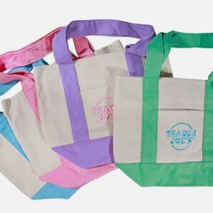 NWT Trader Joe’s Mini Pastel Canvas Tote Bags, Canvas Tote Bag-set of 4